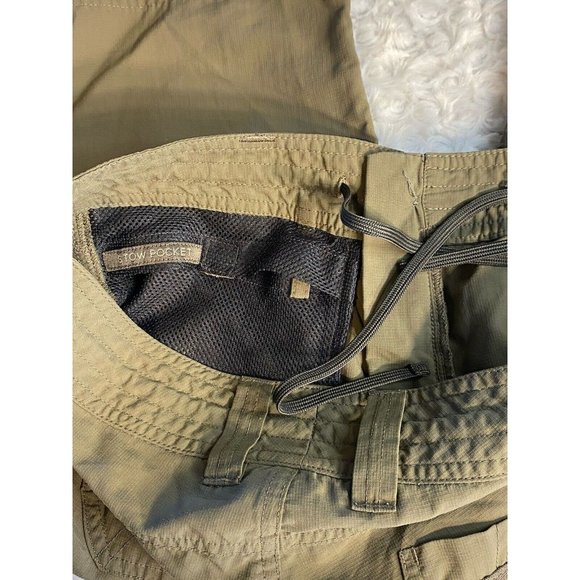 The North Face Nylon Womens Shorts Size 6 Olive Green Long Hiking - Picture 12 of 13